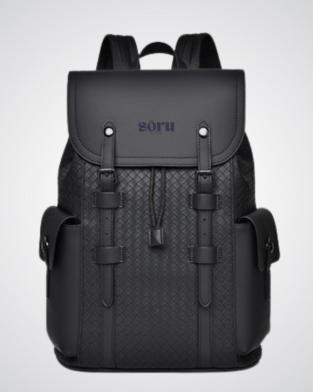 Black backpack with 'soru' branding on a light gray background