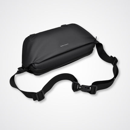 Noroi Cross Body Bag for Men Waterproof in sleek black design with adjustable strap.
